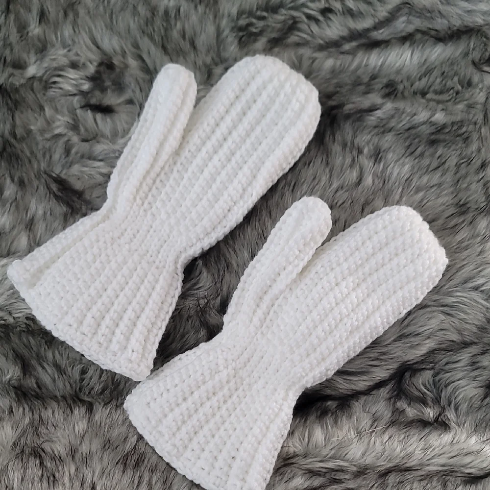 Hand Crochet Vintage Style White Mittens